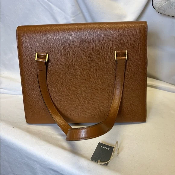 Bally Brown Leather Shoulder Bag with Structured Design